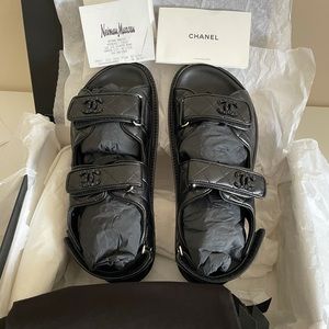 ❤️Sold❤️🖤Chanel Dad Sandals🖤